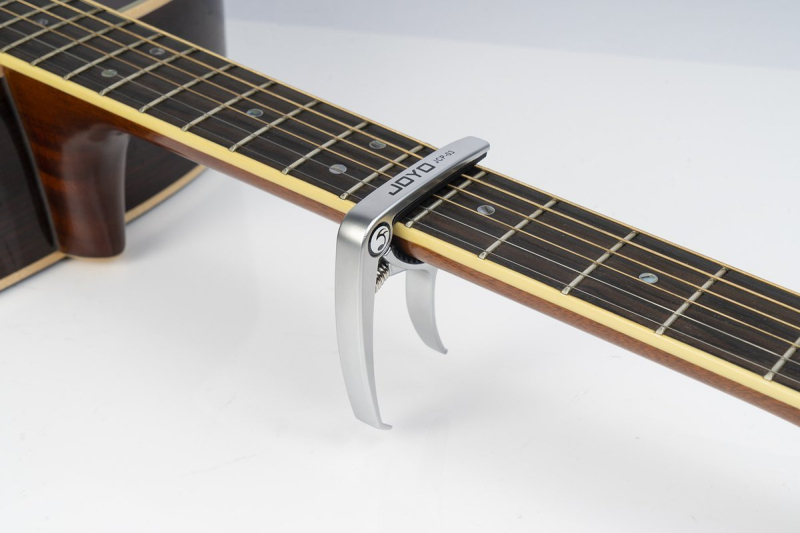 Joyo JCP-03SL - kapodaster do gitary akustycznej / elektrycznej - 2