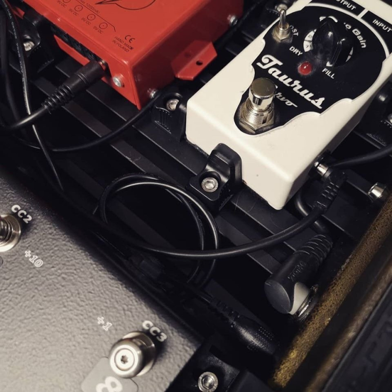 Guitto GPB-03 - pedalboard - 4